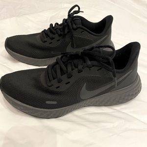 Nike Revolution 5 Women’s Running Shoes